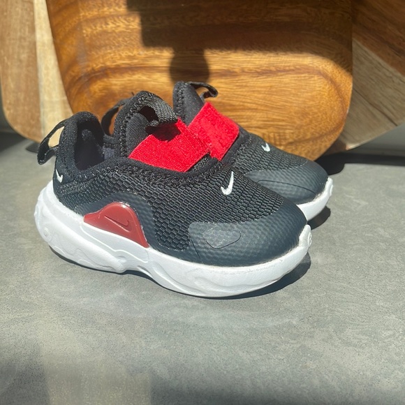 Nike RT Presto Extreme Toddler Shoes size 4C - Picture 1 of 9